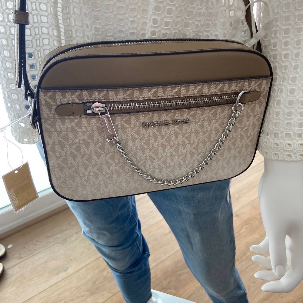 Michael Kors Jet Set Crossbody Bag
